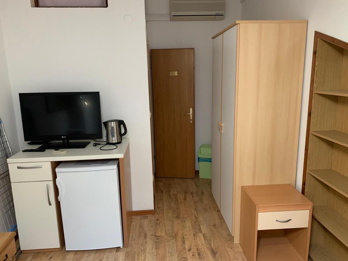 Vila Albatros Bed and Breakfast Ρόβινι Εξωτερικό φωτογραφία
