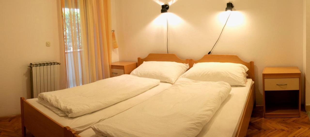 Vila Albatros Bed and Breakfast Ρόβινι Εξωτερικό φωτογραφία